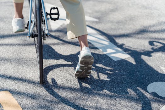 The Groundbreaking Realm of Bikes Designed for Your Feet: Unpacking “Flat Foot Technology”